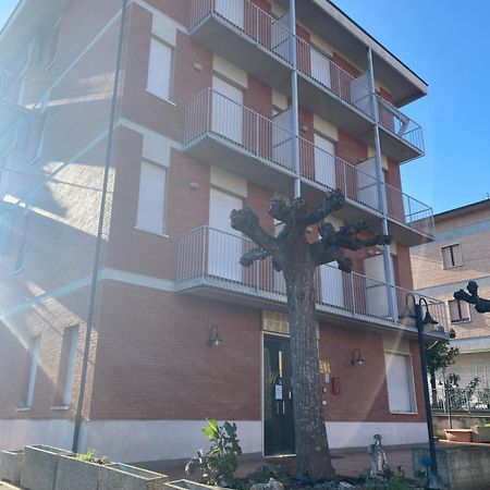 Hotel Ferrara Chianciano Terme Εξωτερικό φωτογραφία