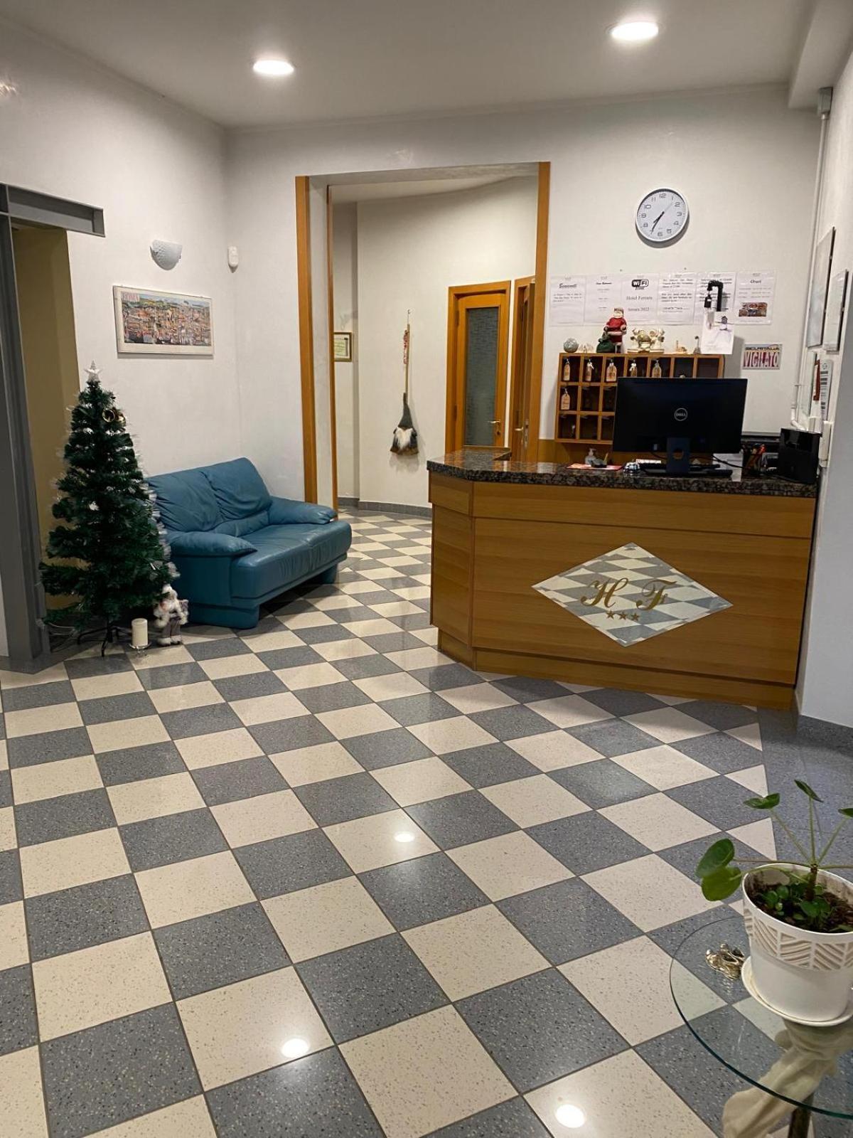 Hotel Ferrara Chianciano Terme Εξωτερικό φωτογραφία